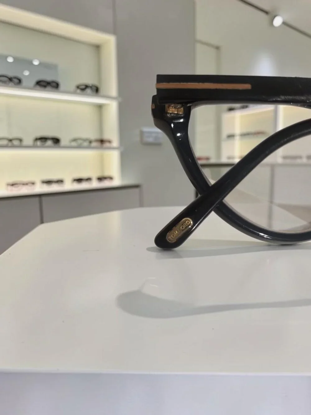 Tom Ford TF5545‑B Eyeglasses – Cat‑Eye Elegance